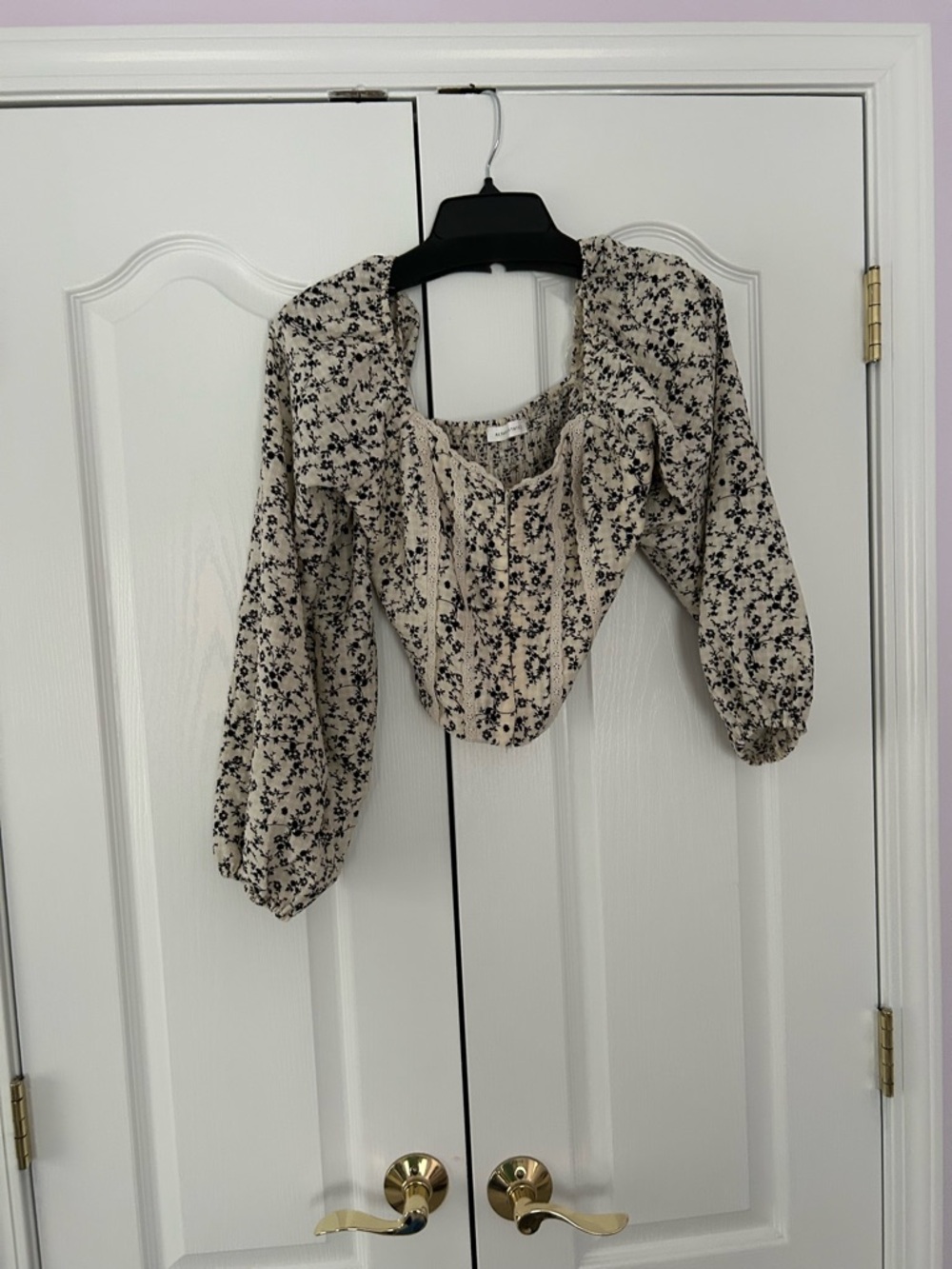 Altar'd State Cream and Black Floral Puff Sleeve Blouse